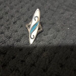 Elegant Silver and Turquoise Swirl Ring
